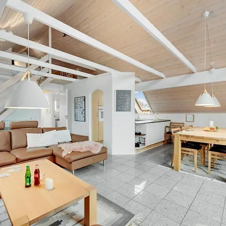 بيت للعطل Three-bedroom In Hvide Sande Bjerregård